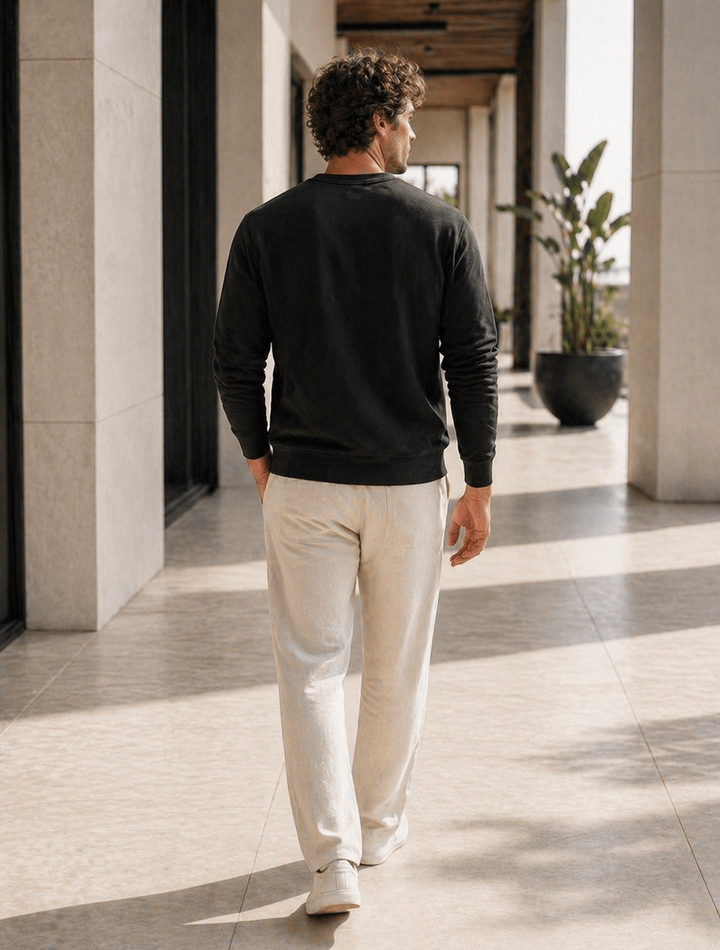 Leisurist Script Sweatshirt