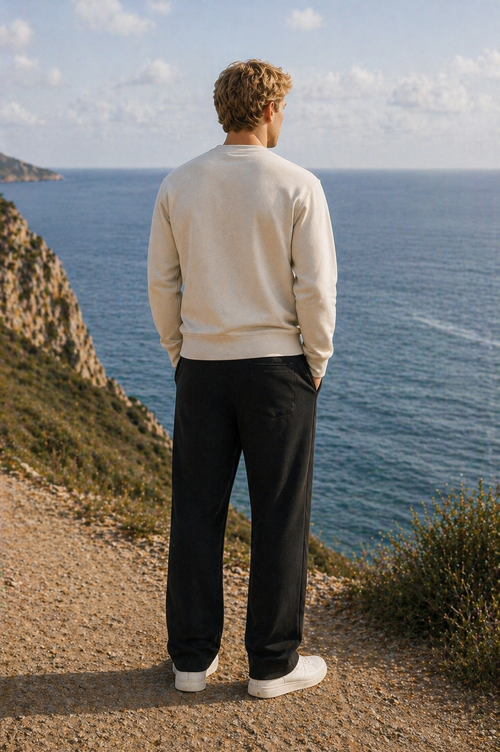 Leisurist Script Sweatshirt
